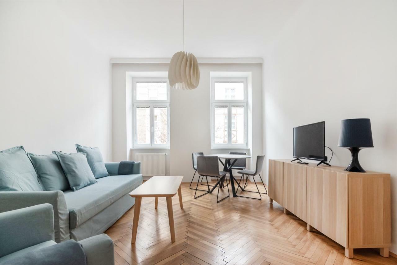 Universum Apartment 2 Viyana Dış mekan fotoğraf