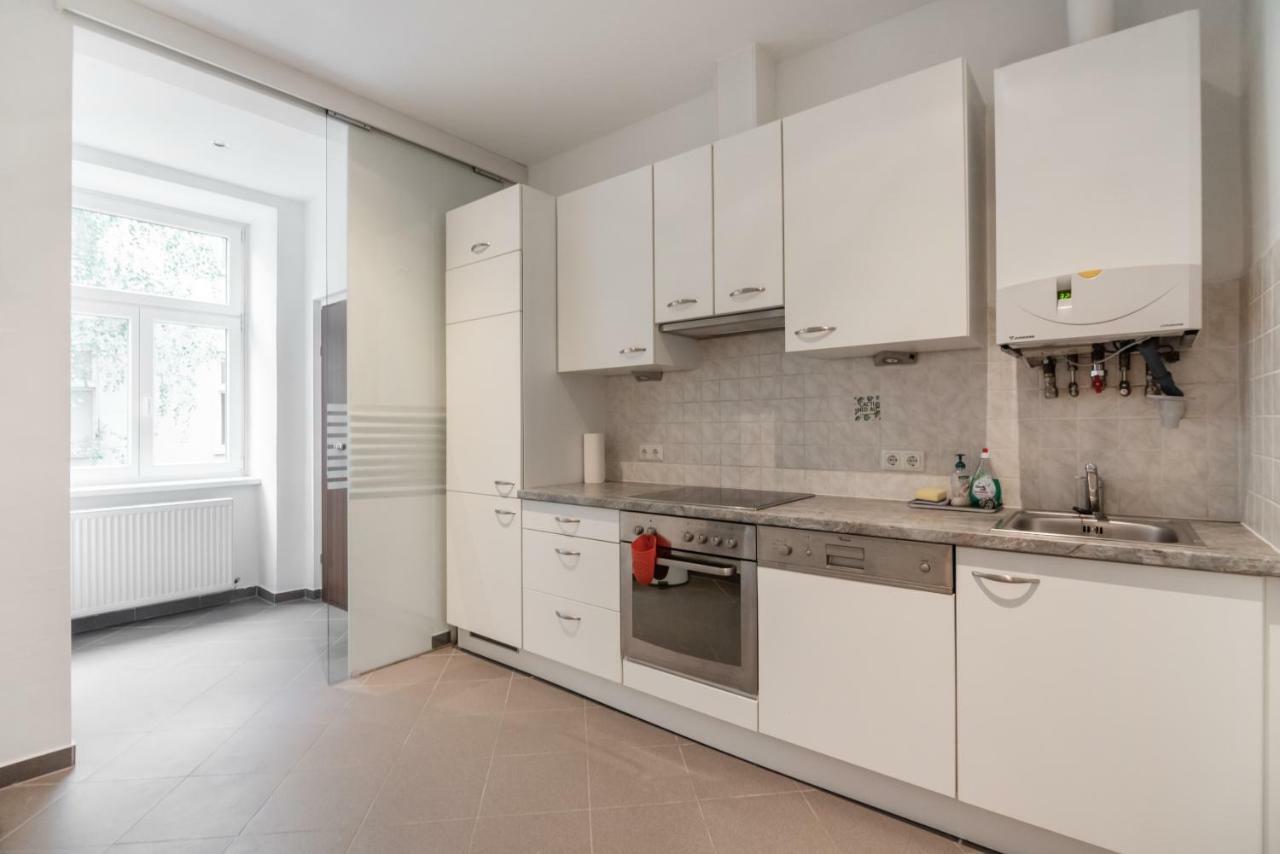 Universum Apartment 2 Viyana Dış mekan fotoğraf