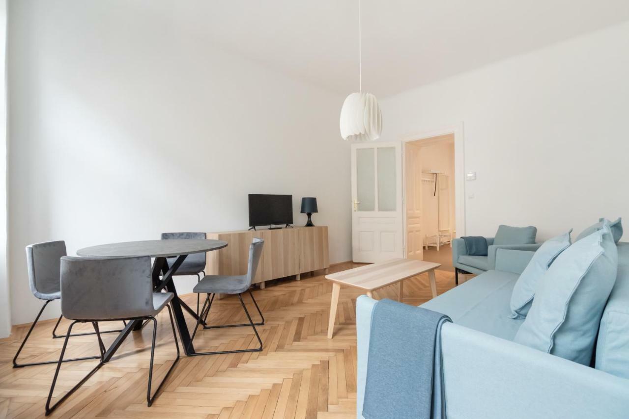 Universum Apartment 2 Viyana Dış mekan fotoğraf